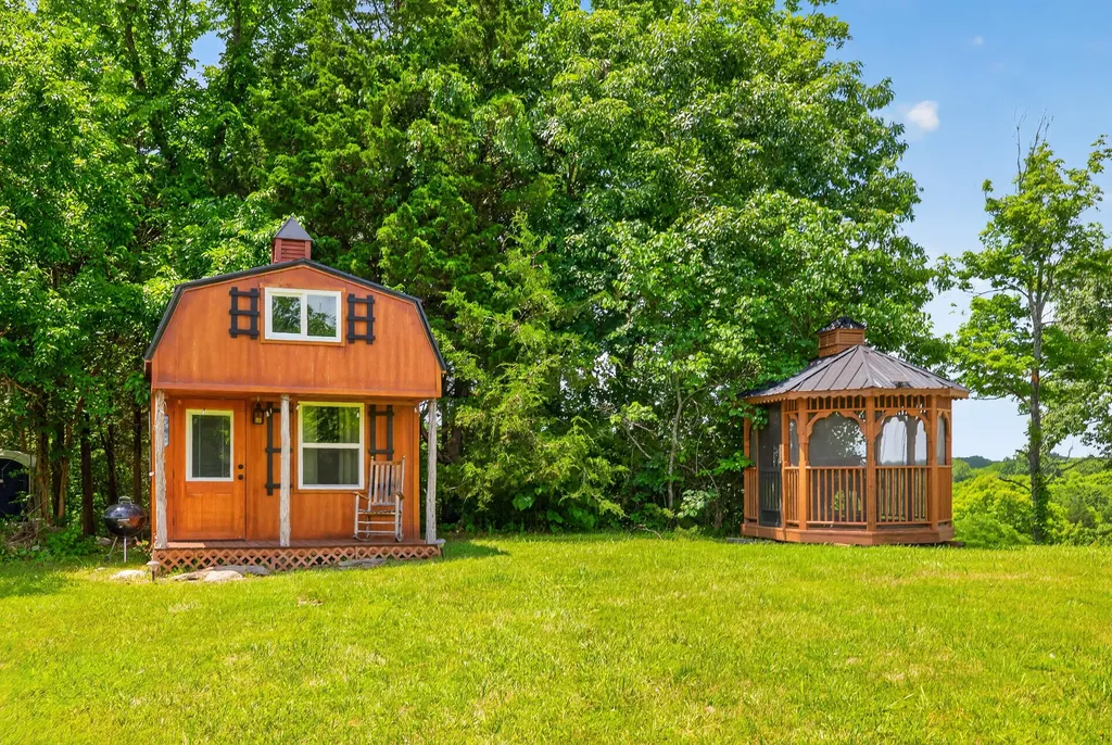 792 Hopewell Road Harrodsburg KY 40330