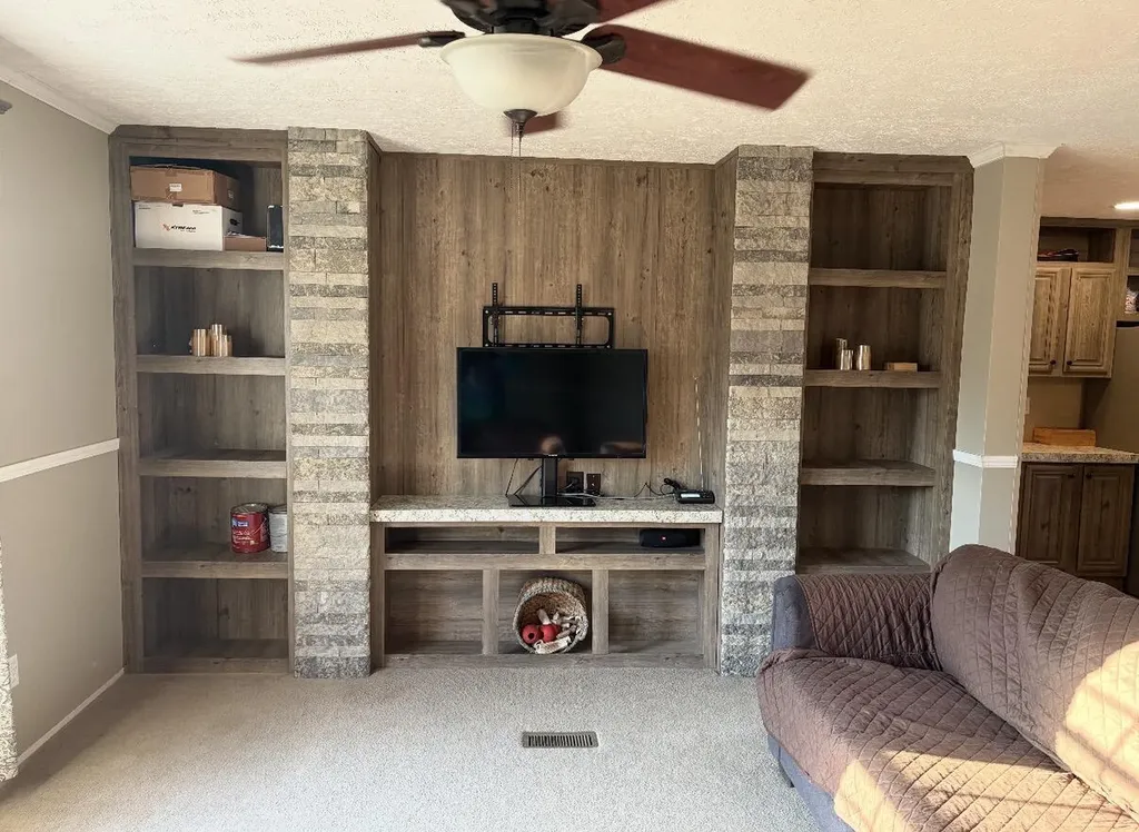 317 Marshall Circle Gilbertsville KY 42044
