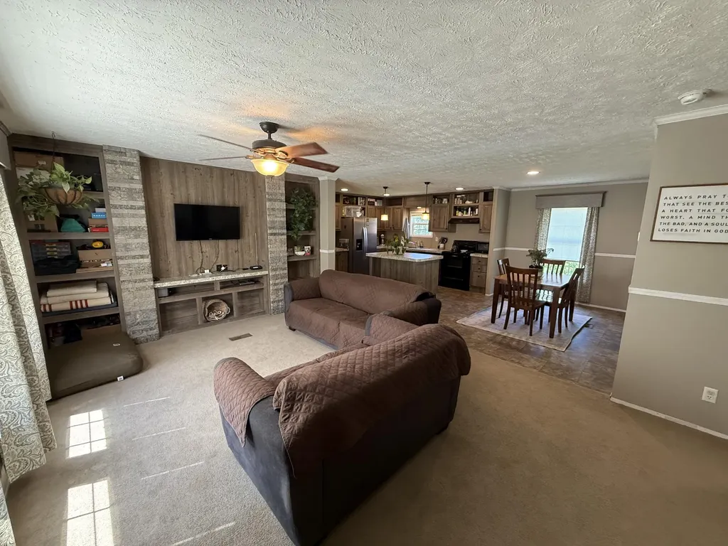 317 Marshall Circle Gilbertsville KY 42044