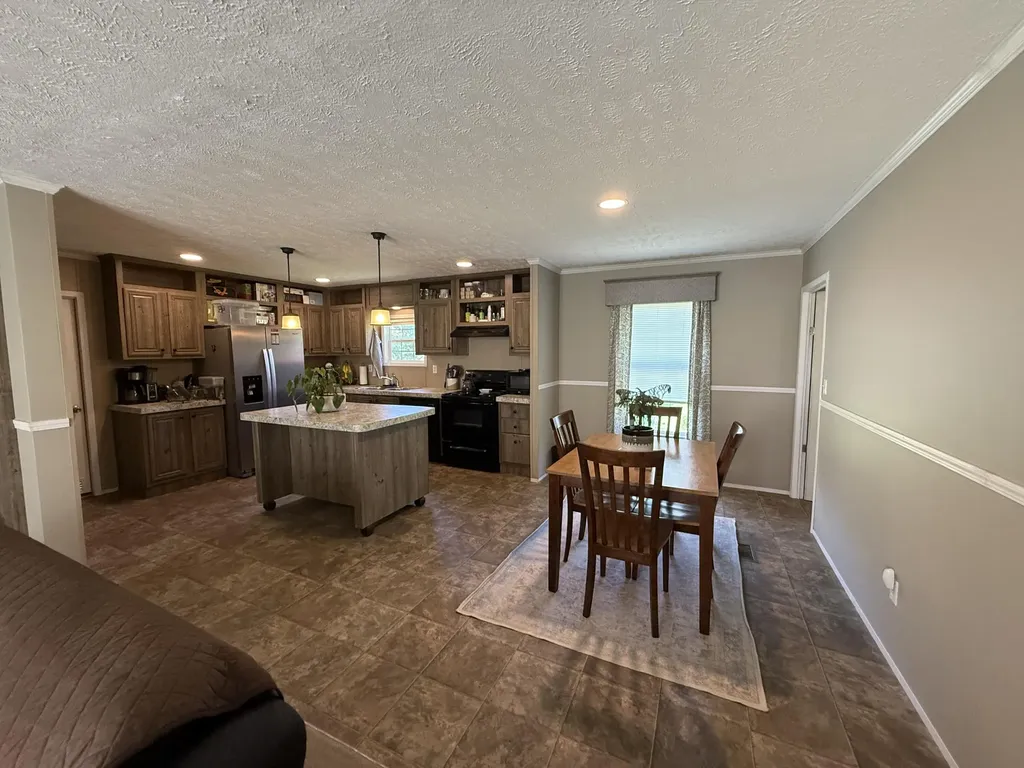 317 Marshall Circle Gilbertsville KY 42044