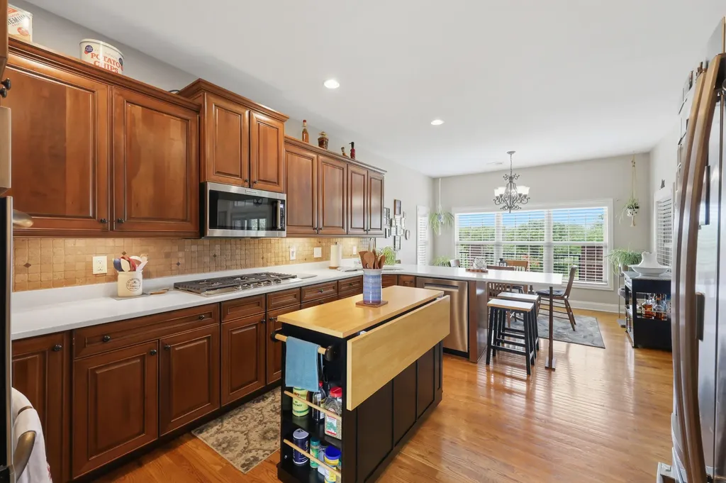 128 Kingston Drive Georgetown KY 40324