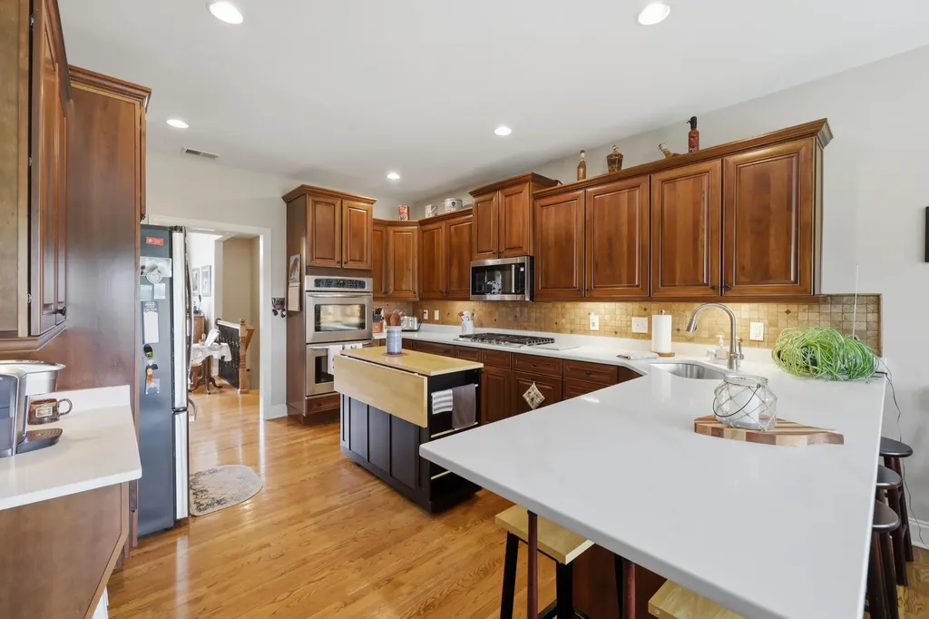 128 Kingston Drive Georgetown KY 40324