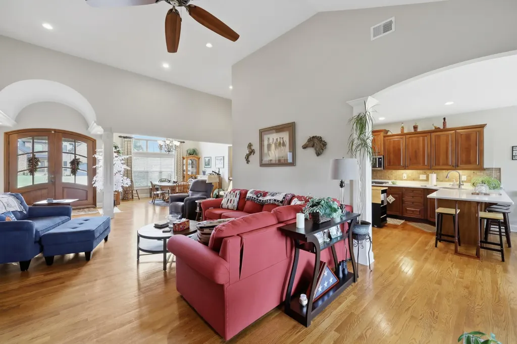 128 Kingston Drive Georgetown KY 40324