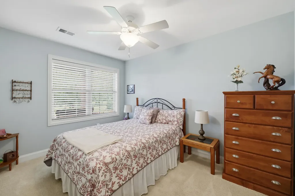 128 Kingston Drive Georgetown KY 40324