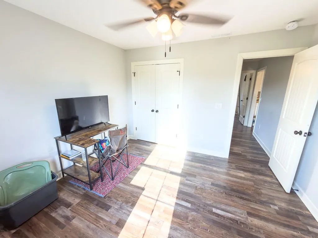 392 Scott Road Sharon Grove KY 42280