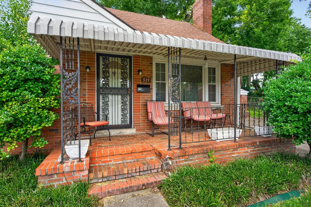 539 Haskins Drive Lexington KY 40508