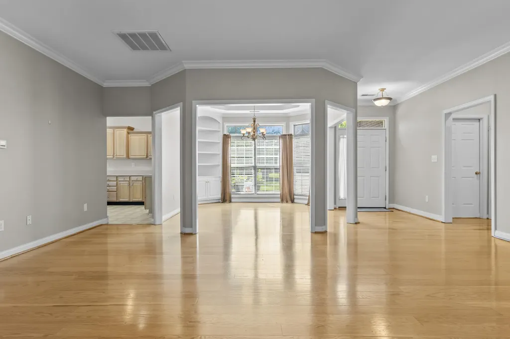 2228 Dunhill Lane Lexington KY 40509