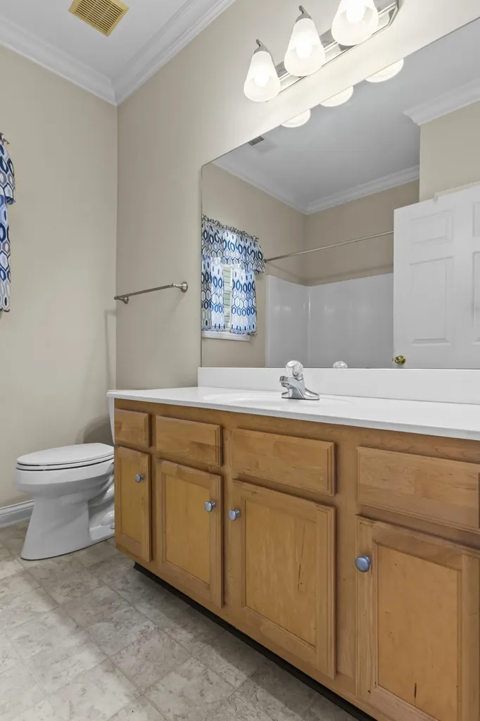2228 Dunhill Lane Lexington KY 40509