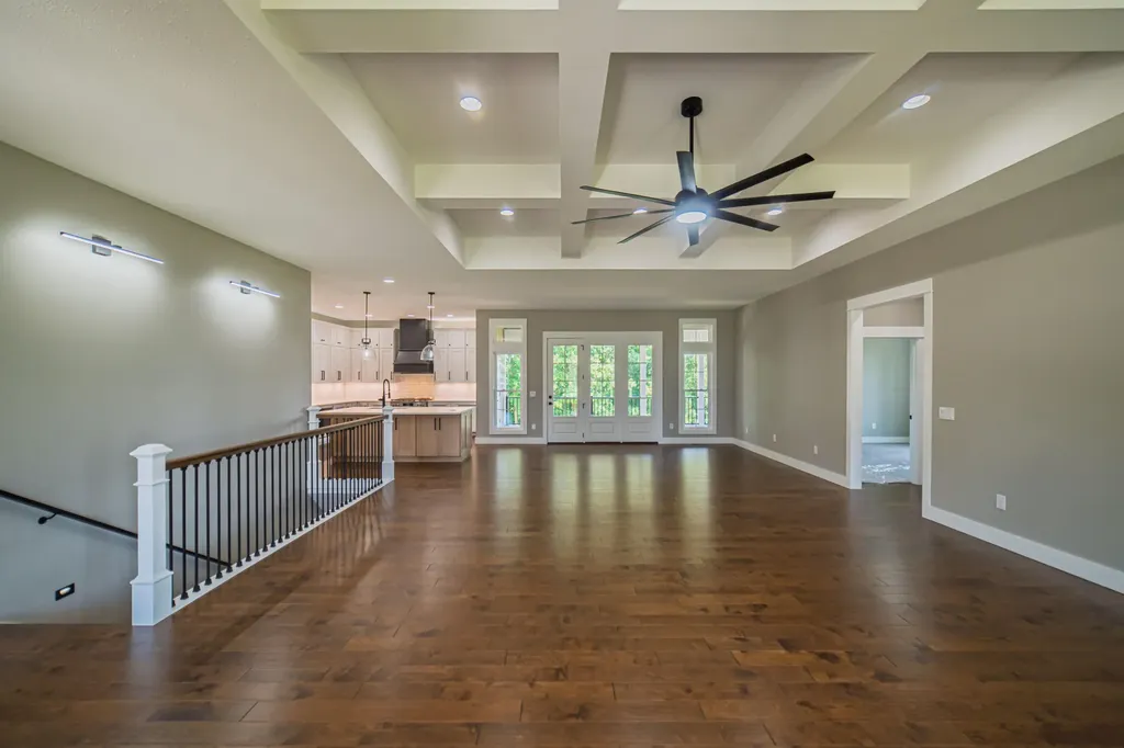 1011 Kelsey Jo Lane Eddyville KY 42038