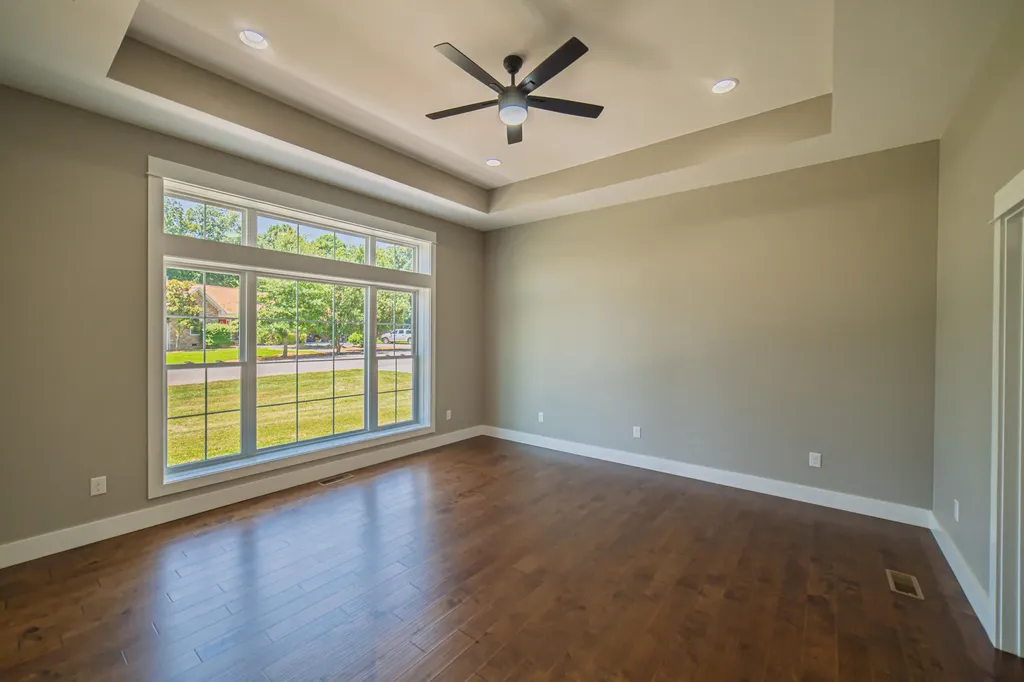 1011 Kelsey Jo Lane Eddyville KY 42038