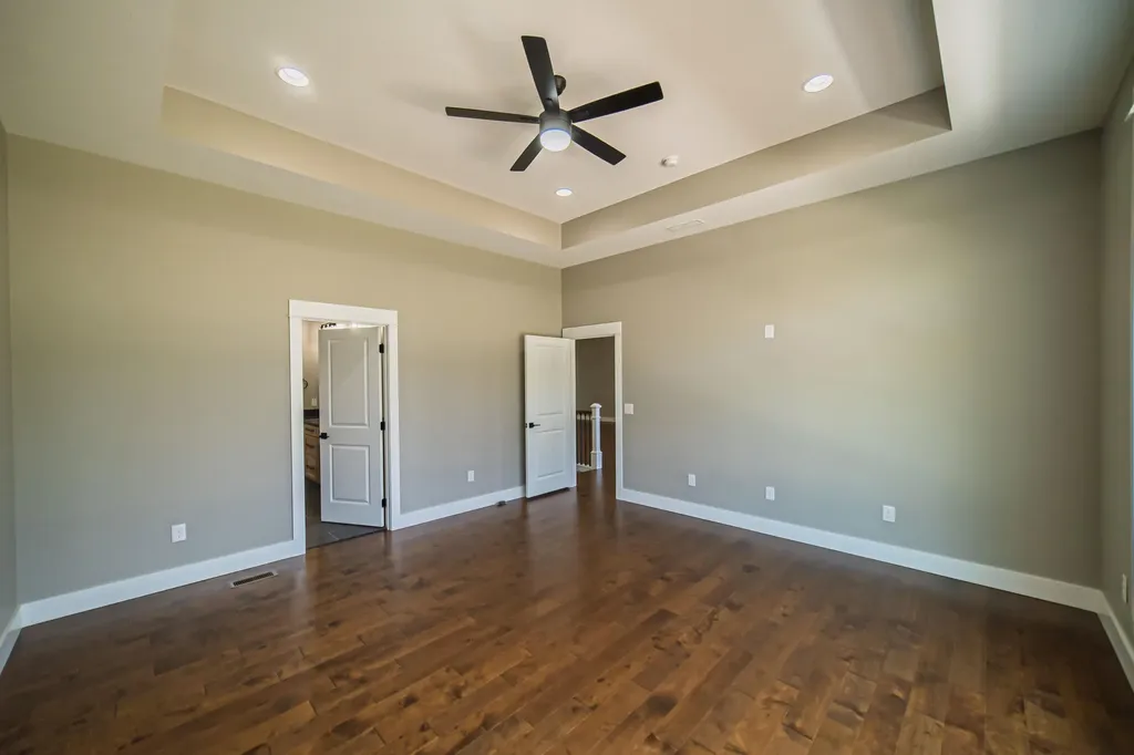1011 Kelsey Jo Lane Eddyville KY 42038