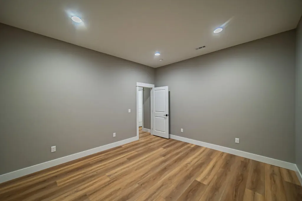 1011 Kelsey Jo Lane Eddyville KY 42038