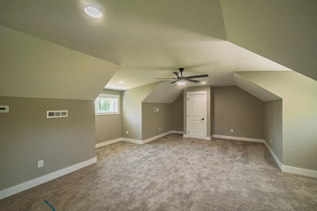 1011 Kelsey Jo Lane Eddyville KY 42038