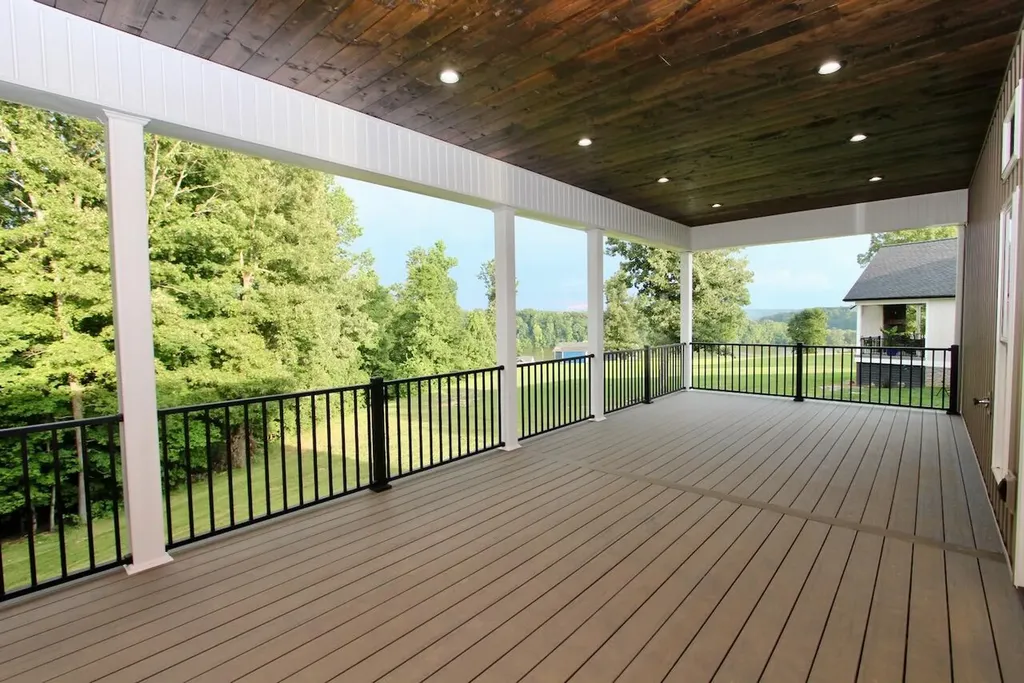 1011 Kelsey Jo Lane Eddyville KY 42038