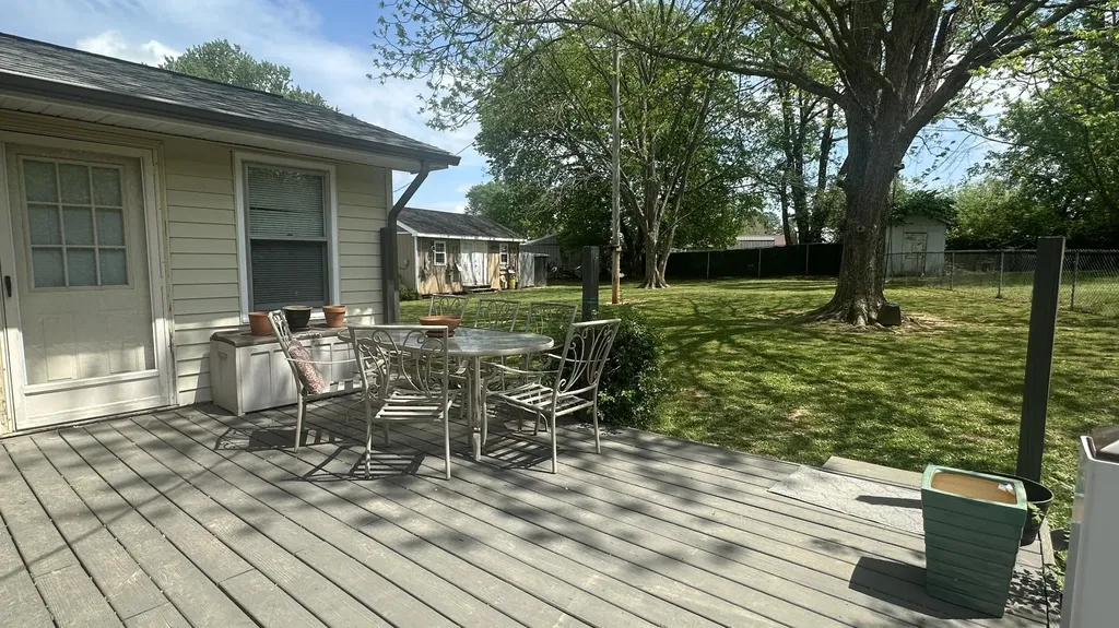 204 Crest Drive Hopkinsville KY 42240
