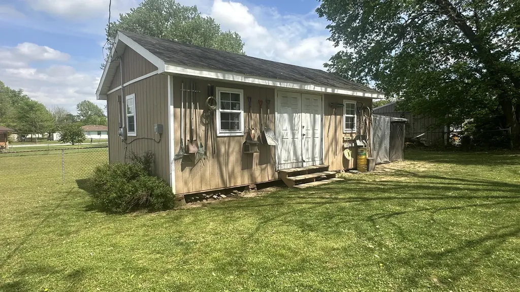 204 Crest Drive Hopkinsville KY 42240
