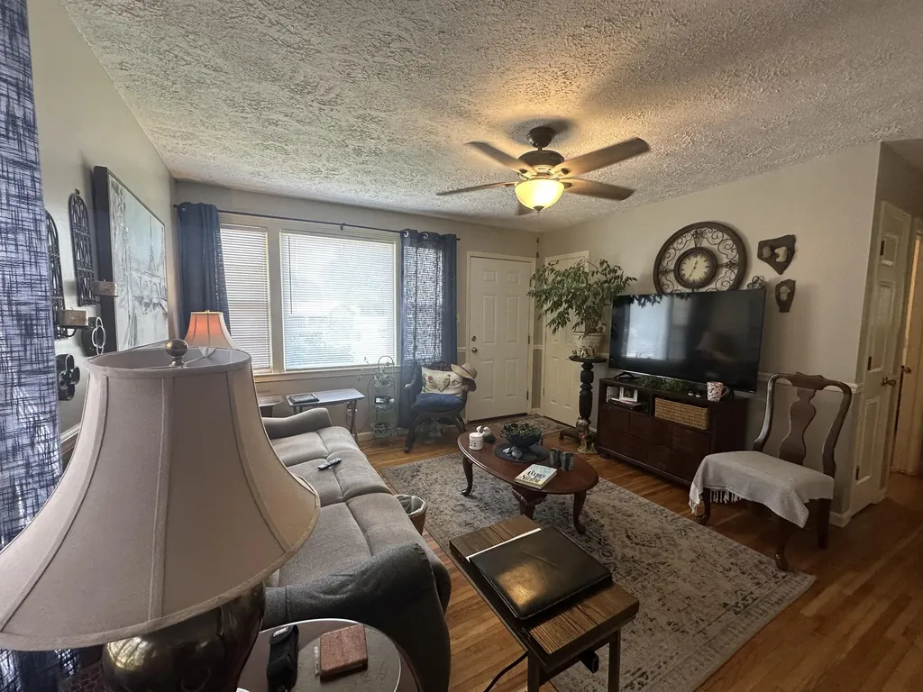 204 Crest Drive Hopkinsville KY 42240