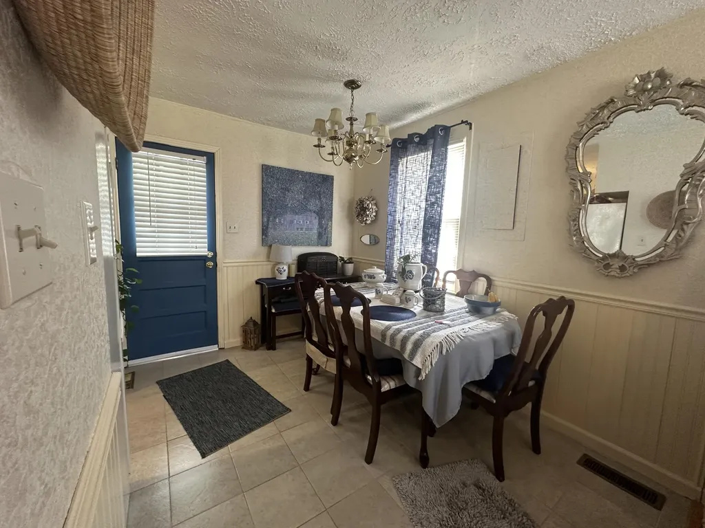 204 Crest Drive Hopkinsville KY 42240