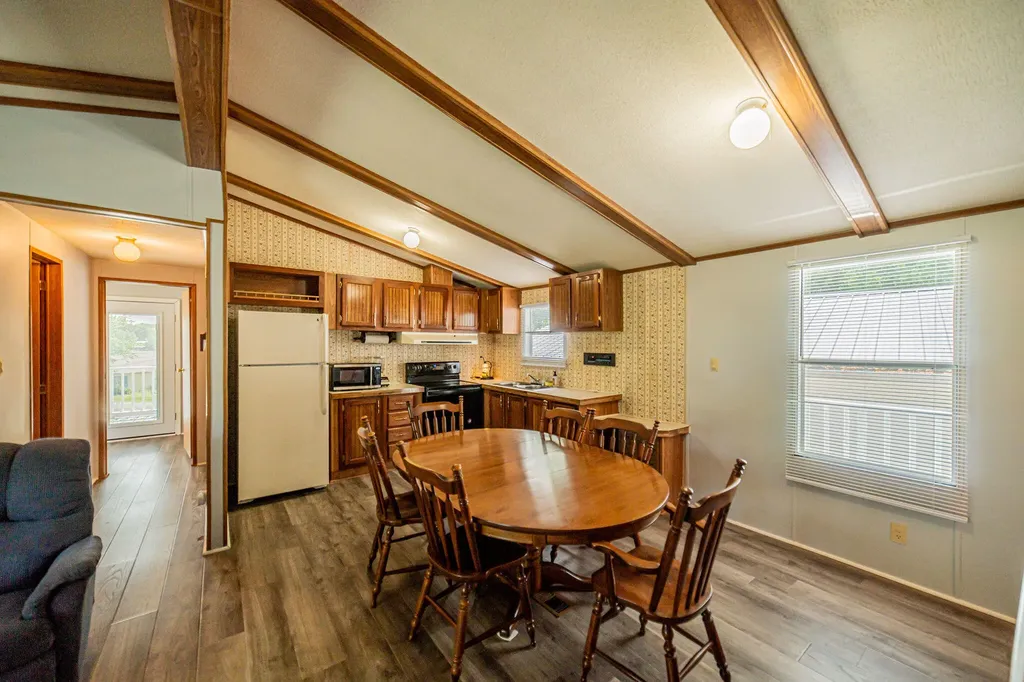 934 Cantrell Road Eddyville KY 42038