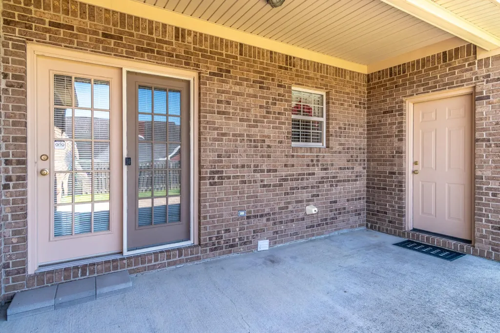 114 Castlewood Drive Richmond KY 40475