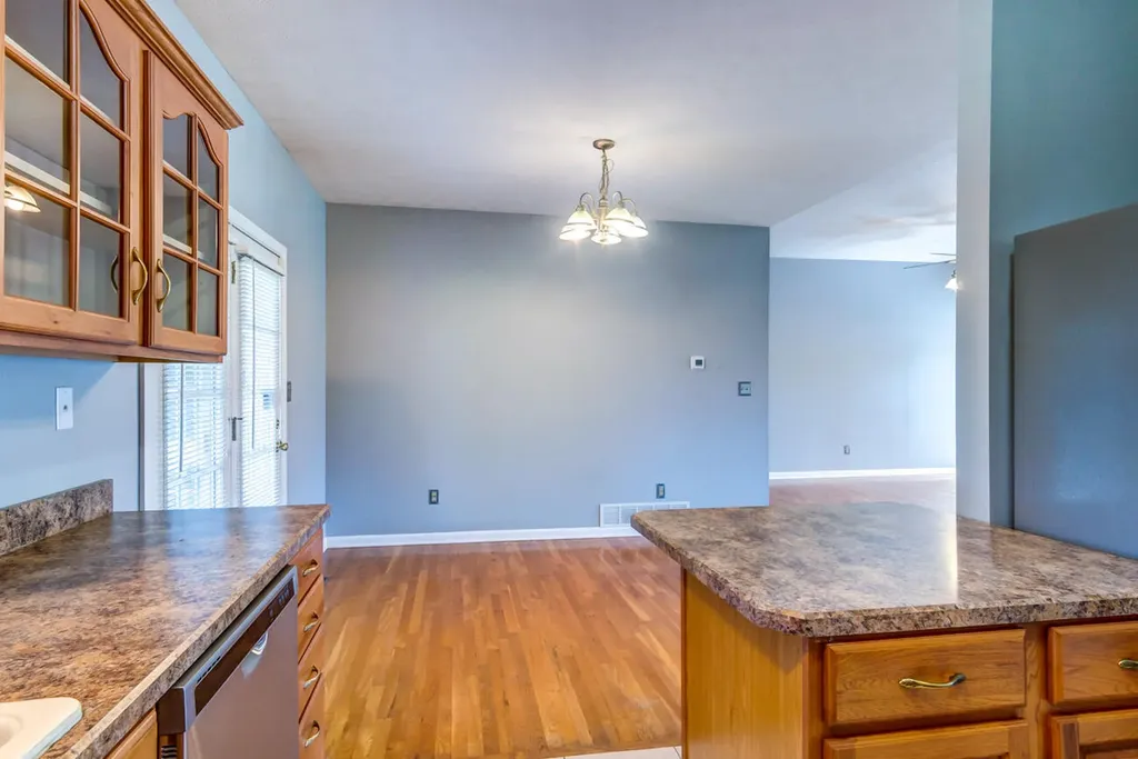 114 Castlewood Drive Richmond KY 40475