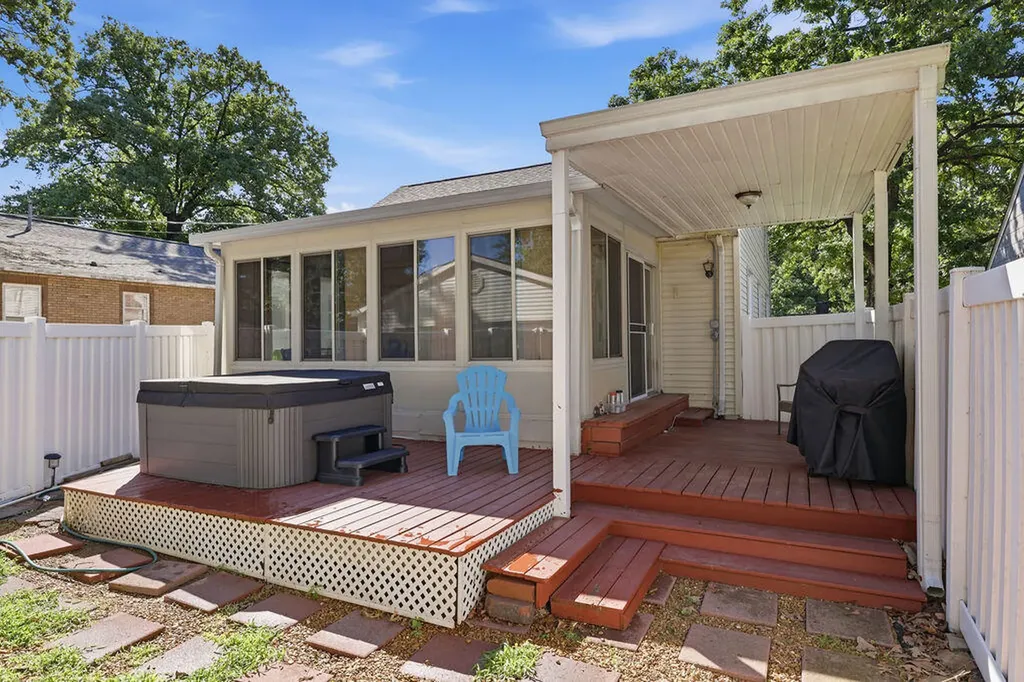 2129 Monroe Street Paducah KY 42001