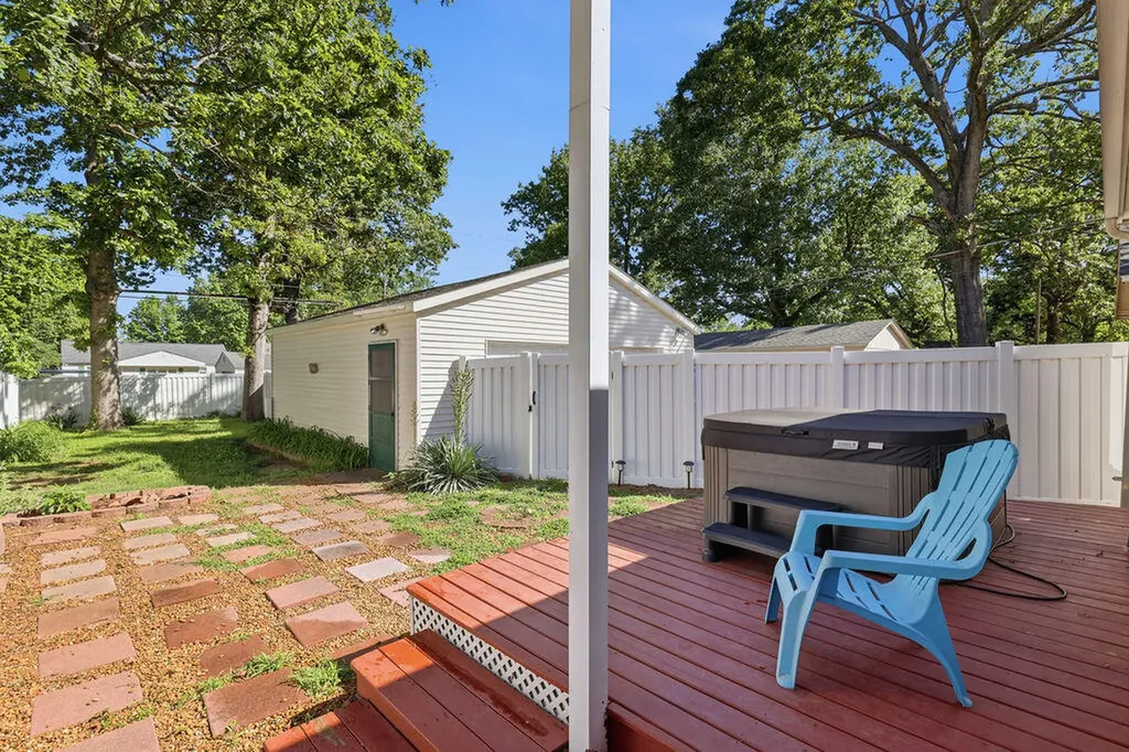 2129 Monroe Street Paducah KY 42001