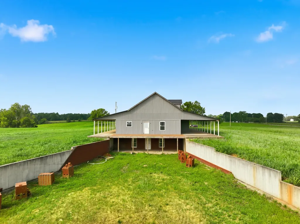 7255 Kentucky 70 Liberty KY 42539