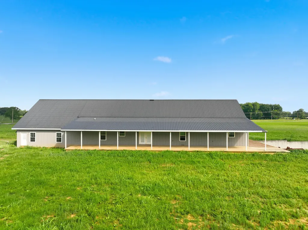 7255 Kentucky 70 Liberty KY 42539