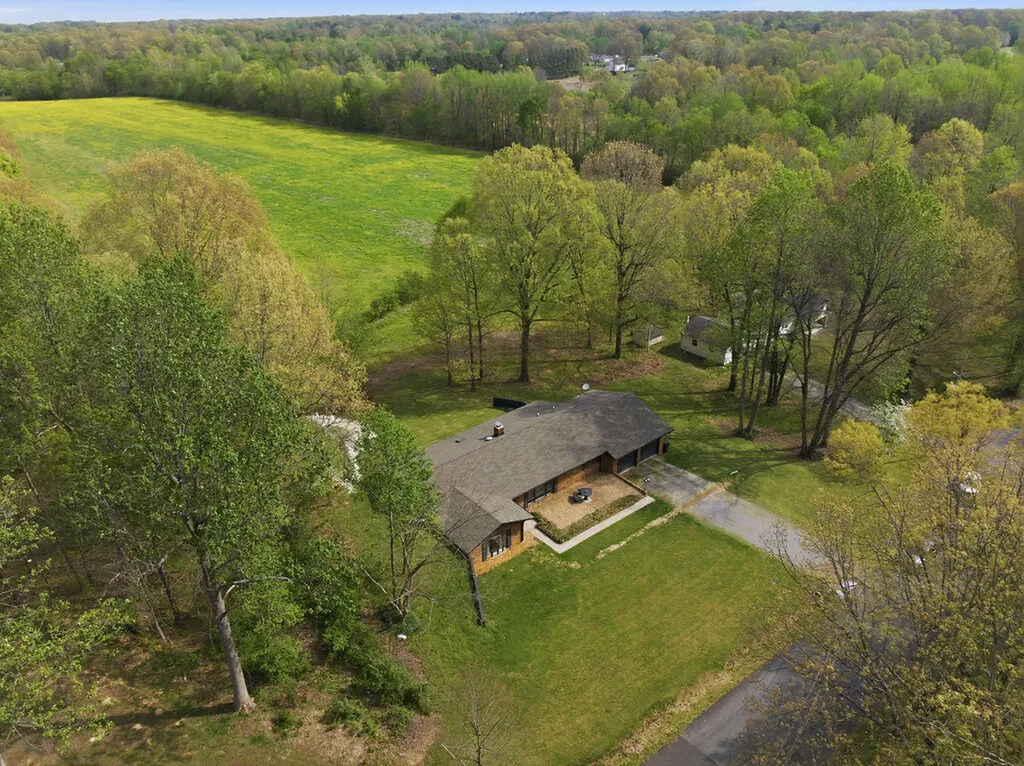 1601 Shallow Creek Circle Paducah KY 42001