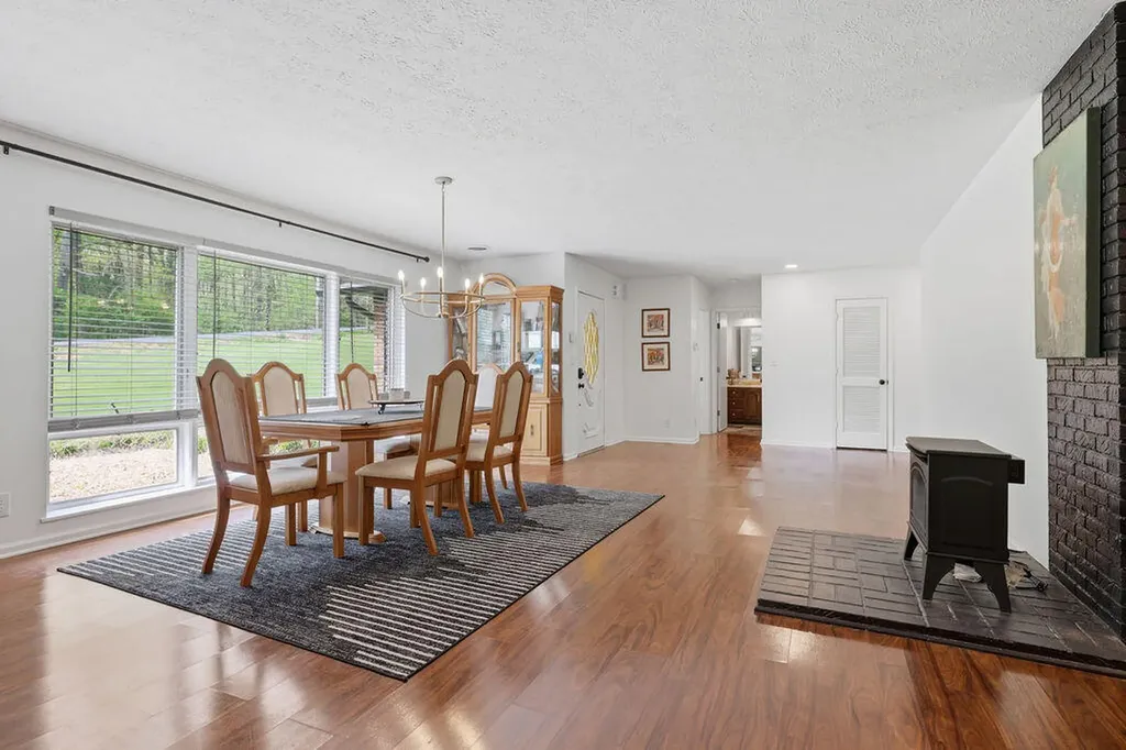 1601 Shallow Creek Circle Paducah KY 42001