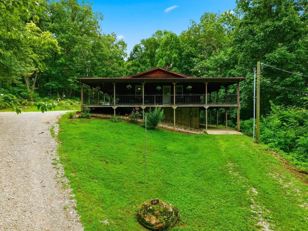 582 High Ridge Tower Road Middleburg KY 42541