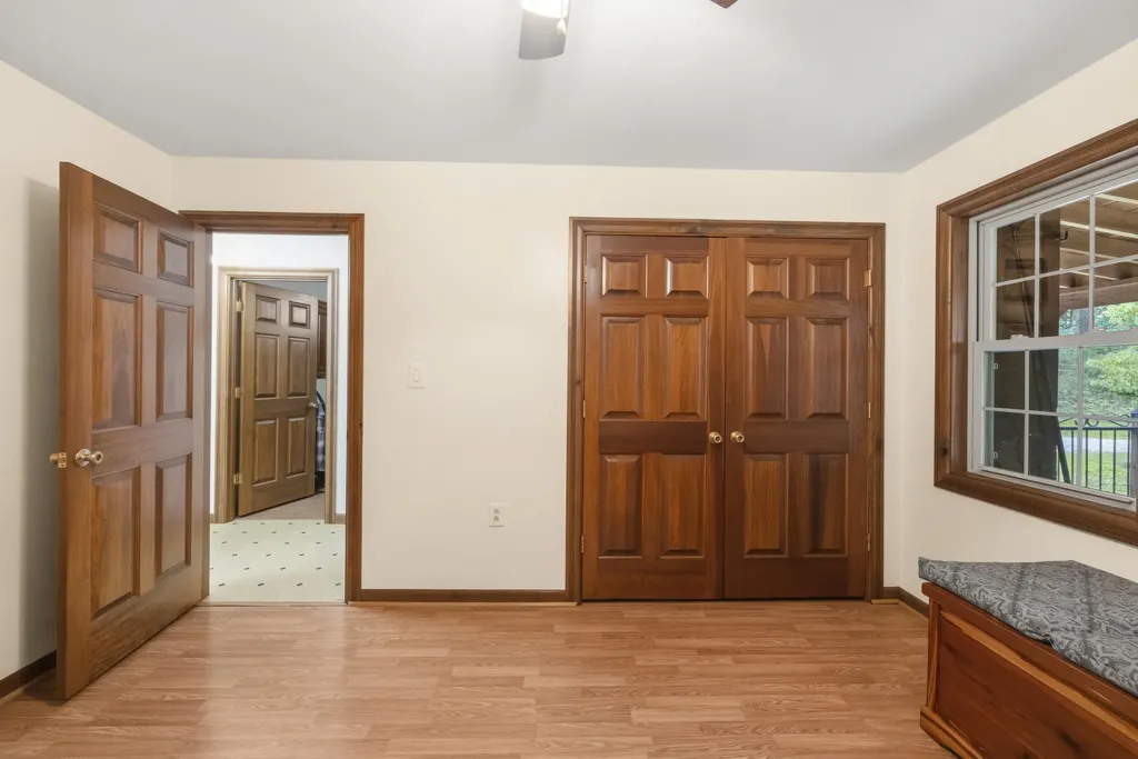 582 High Ridge Tower Road Middleburg KY 42541
