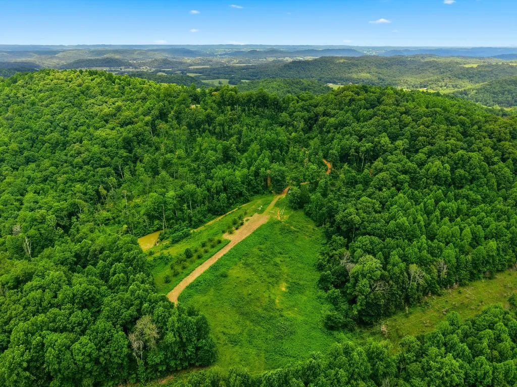 582 High Ridge Tower Road Middleburg KY 42541