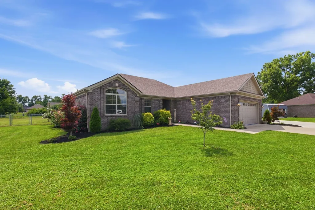 408 Windy Oaks Circle Richmond KY 40475