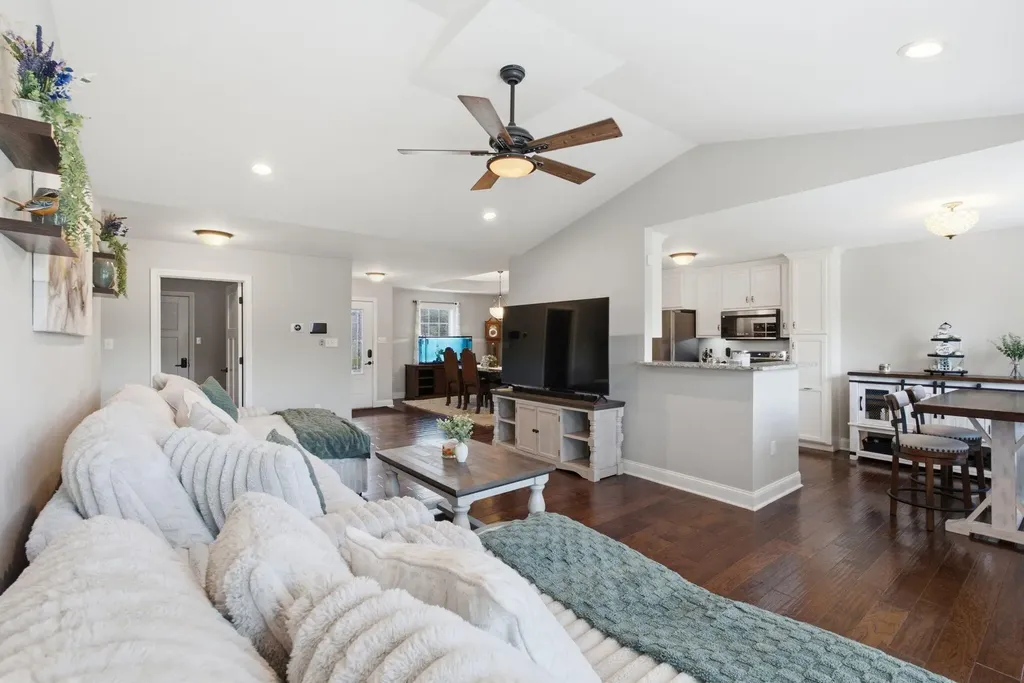 408 Windy Oaks Circle Richmond KY 40475