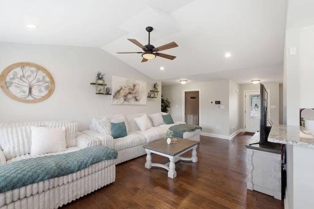408 Windy Oaks Circle Richmond KY 40475