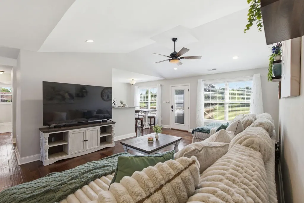 408 Windy Oaks Circle Richmond KY 40475