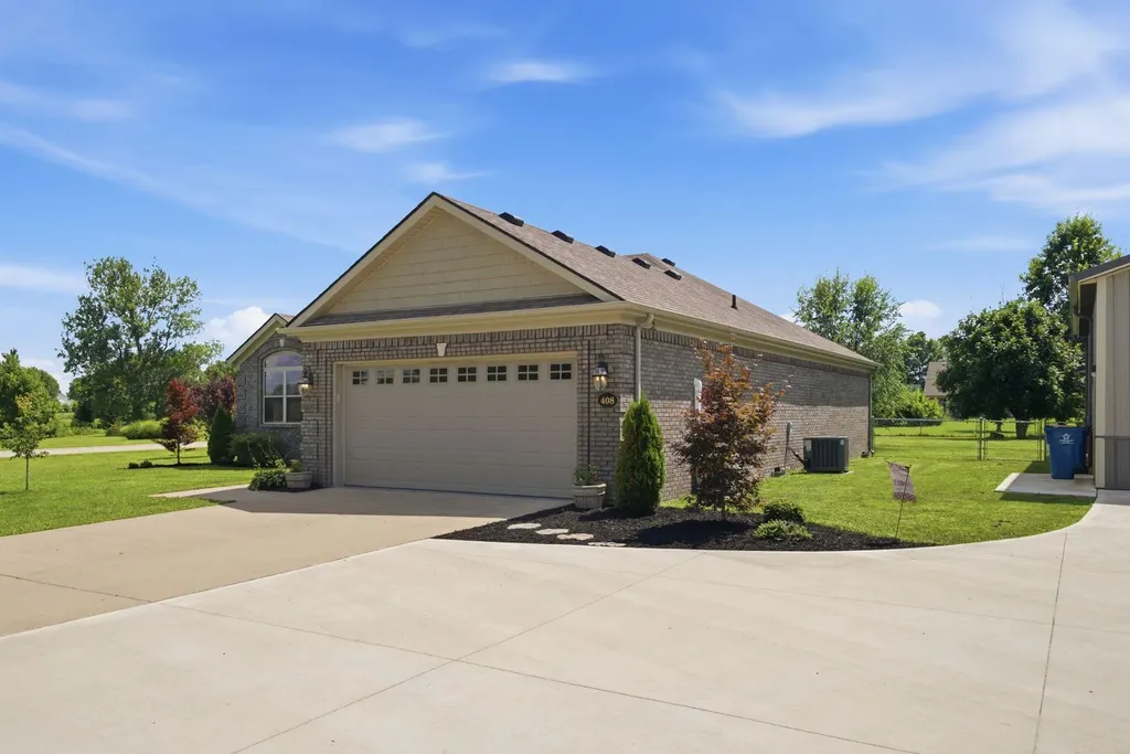 408 Windy Oaks Circle Richmond KY 40475