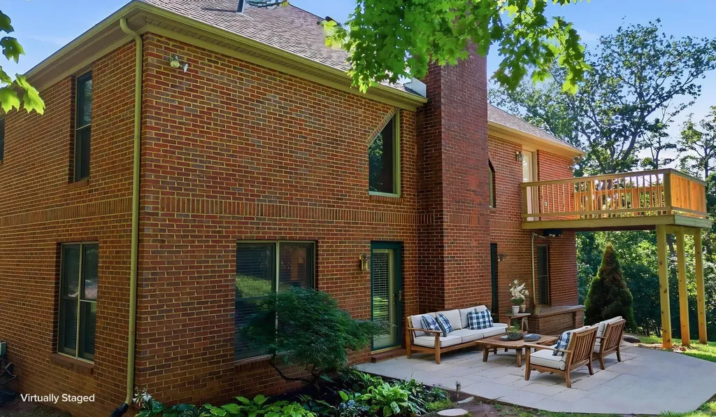 1215 Discher Drive Frankfort KY 40601