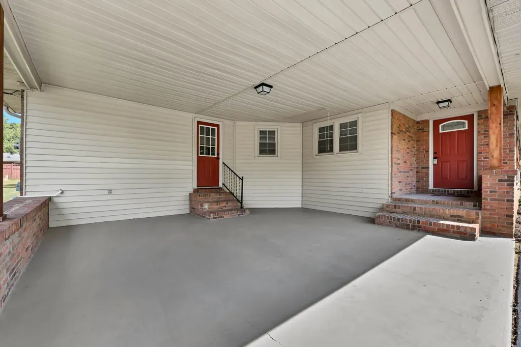 207 Donna Drive Hopkinsville KY 42240