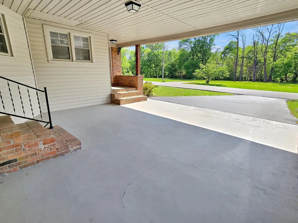 207 Donna Drive Hopkinsville KY 42240