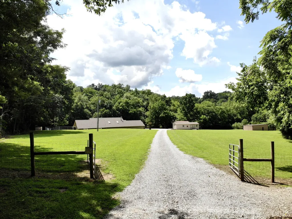 441 Drakes Creek Road Crab Orchard KY 40419
