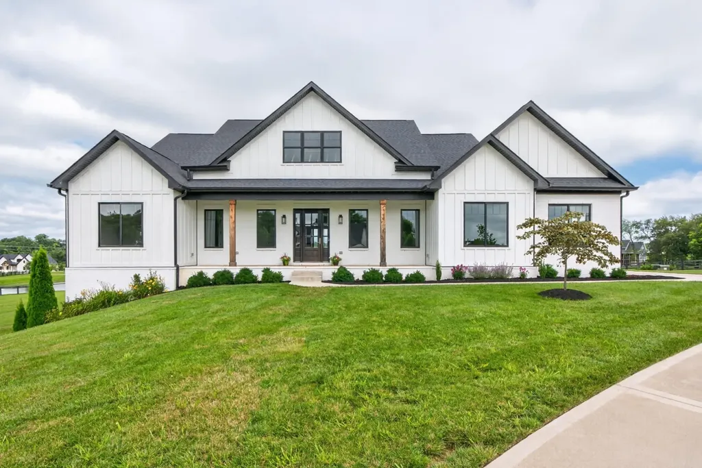 123 Rocky Waters Way Georgetown KY 40324
