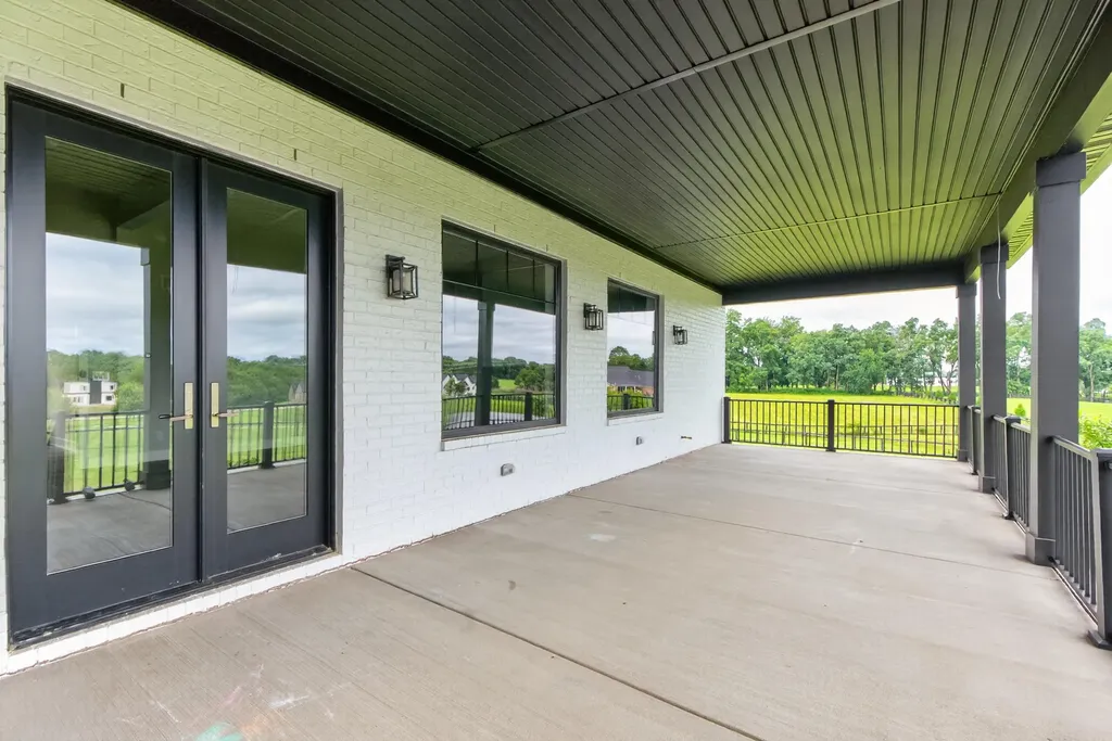 123 Rocky Waters Way Georgetown KY 40324