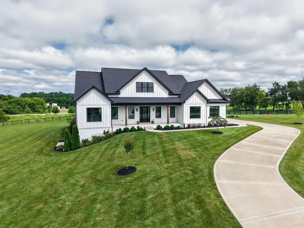 123 Rocky Waters Way Georgetown KY 40324