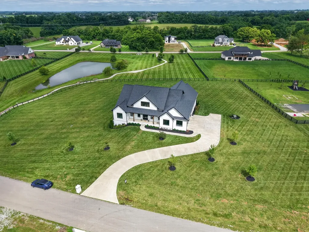 123 Rocky Waters Way Georgetown KY 40324