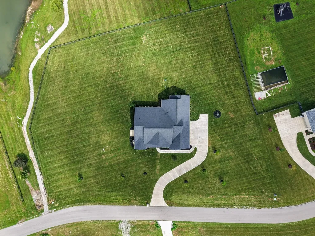 123 Rocky Waters Way Georgetown KY 40324