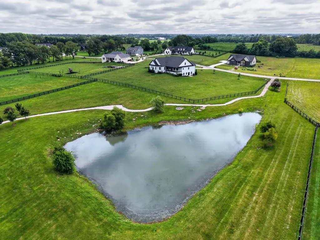 123 Rocky Waters Way Georgetown KY 40324