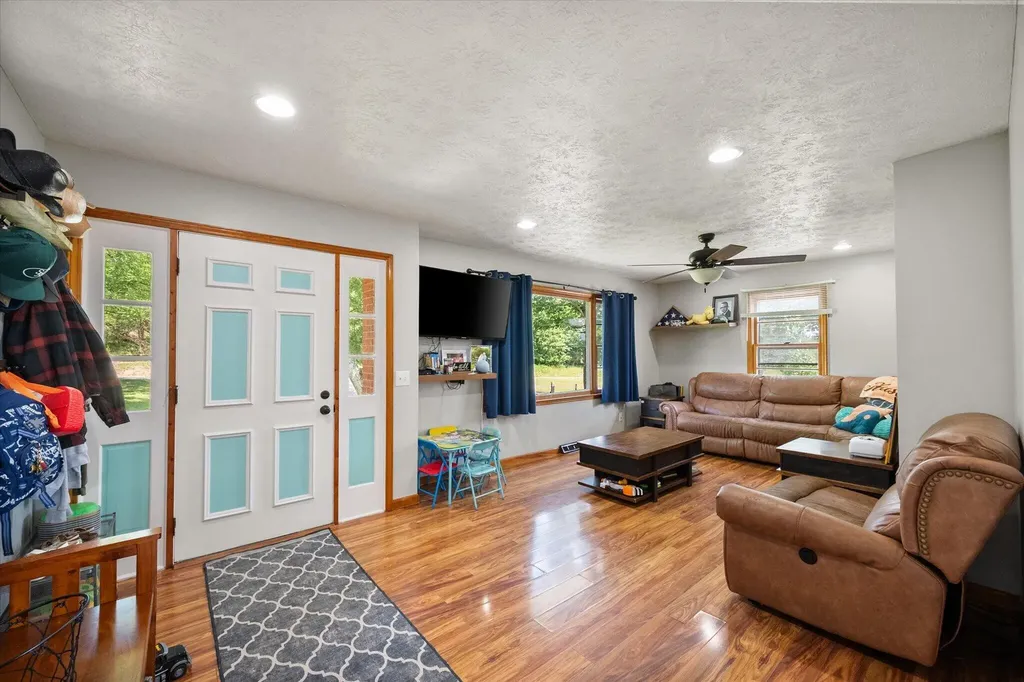 4061 Mink Run Road Frankfort KY 40601